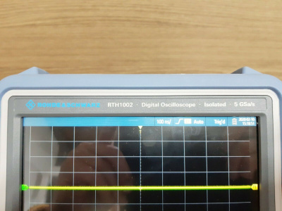 Портативный цифровой осциллограф Rohde & Schwarz RTH1002+RT-ZC03